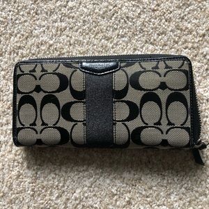 Authentic Coach wallet